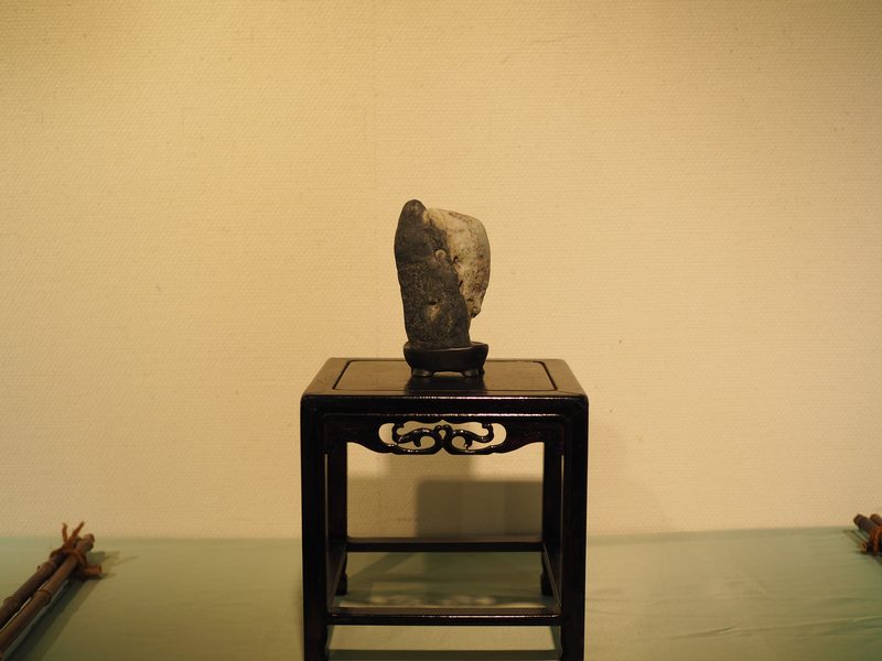 水石 ─ 抽象石