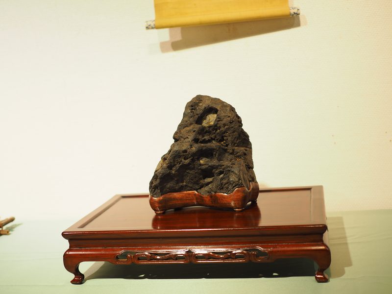 水石 ─ 茅舎石